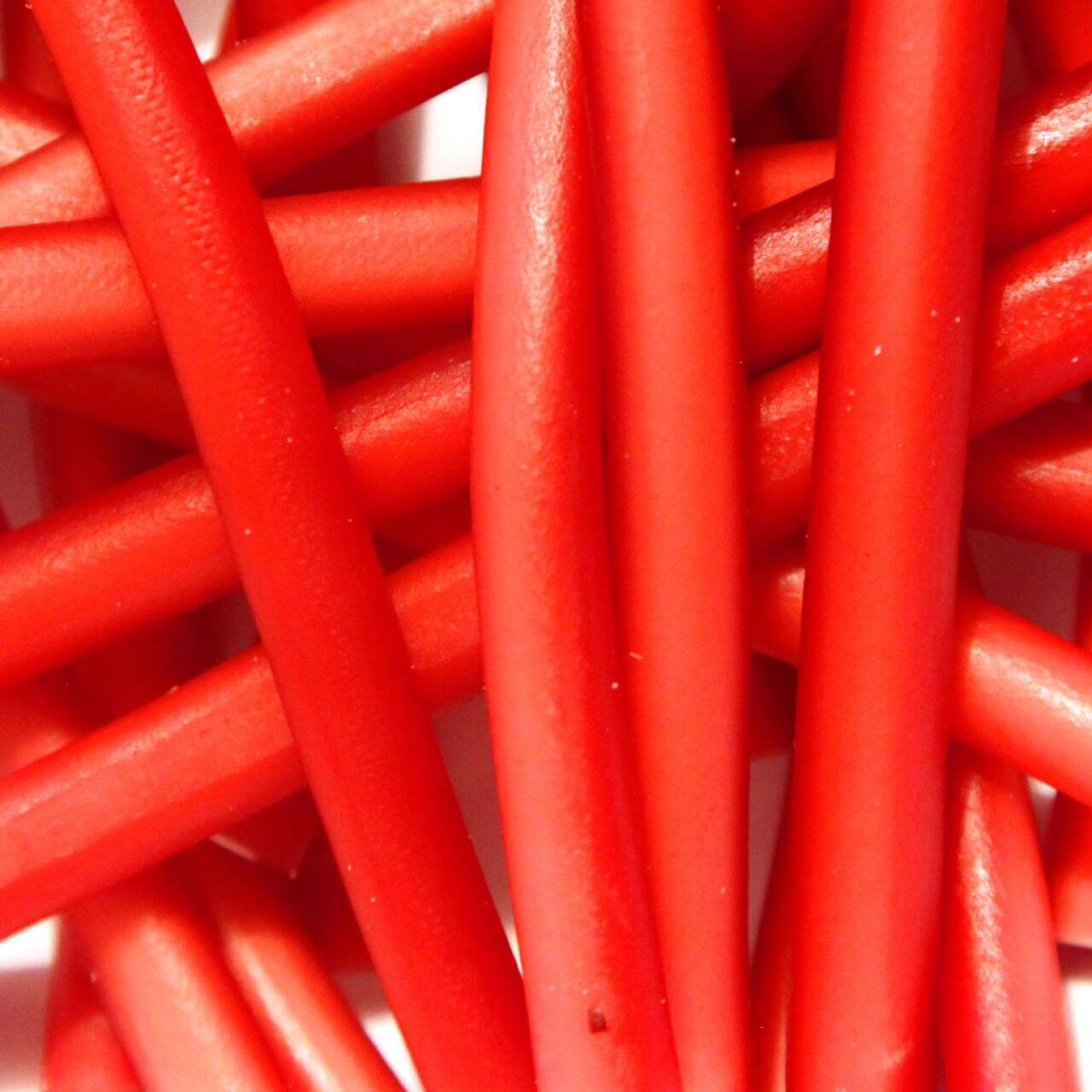 H. Tube Fraise Lisse (A l'Unité)